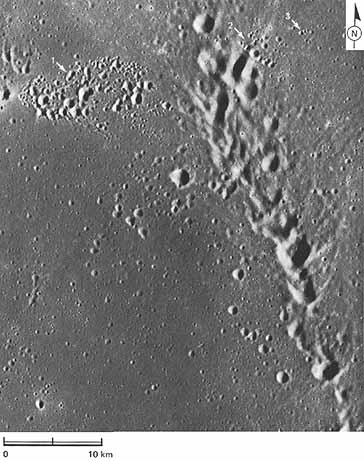 Chain of secondary craters