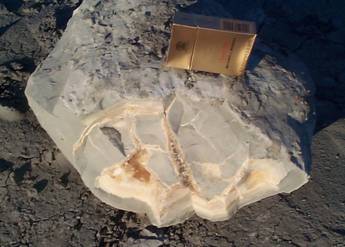 Clacite vein in concretion Clacite vein in concretion